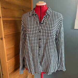 Big Dart Houndstooth Button Down Blouse - L